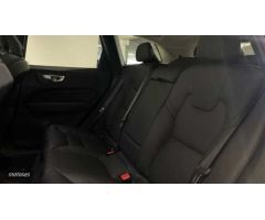 Volvo XC 60 XC60 Recharge Ultimate, T6 AWD Hibrido enchufable, Electrico/Gasolina, Dark de 2023 con