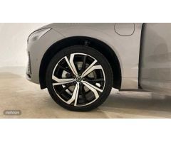 Volvo XC 60 XC60 Recharge Ultimate, T6 AWD Hibrido enchufable, Electrico/Gasolina, Dark de 2023 con