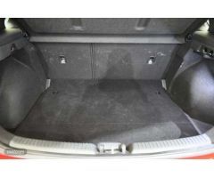Hyundai i30 1.0 TGDI Klass 48V 100 de 2024 con 6.775 Km por 22.660 EUR. en Madrid