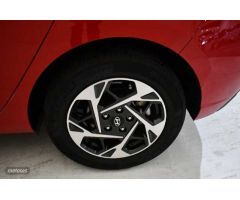 Hyundai i30 1.0 TGDI Klass 48V 100 de 2024 con 6.775 Km por 22.660 EUR. en Madrid