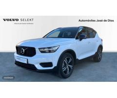 Volvo XC40 2.0 D4 R-DESIGN 4WD AUTO 190 5P de 2020 con 111.617 Km por 31.900 EUR. en Zamora