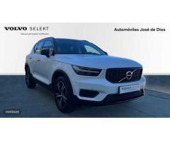 Volvo XC40 2.0 D4 R-DESIGN 4WD AUTO 190 5P de 2020 con 111.617 Km por 31.900 EUR. en Zamora