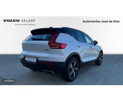 Volvo XC40 2.0 D4 R-DESIGN 4WD AUTO 190 5P de 2020 con 111.617 Km por 31.900 EUR. en Zamora
