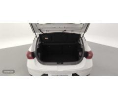 Hyundai i20 1.0 TGDI Klass 100 de 2023 con 11.887 Km por 15.900 EUR. en Barcelona