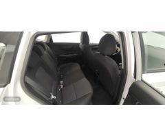 Hyundai i20 1.0 TGDI Klass 100 de 2023 con 11.887 Km por 15.900 EUR. en Barcelona