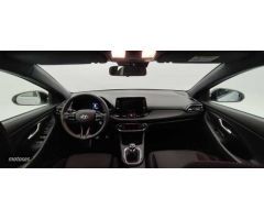 Hyundai i30 1.0 TGDI N Line 30A 120 de 2024 con 17.639 Km por 19.900 EUR. en Barcelona