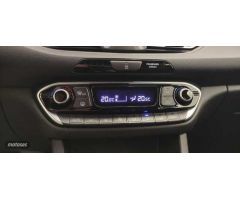 Hyundai i30 1.0 TGDI N Line 30A 120 de 2024 con 17.639 Km por 19.900 EUR. en Barcelona