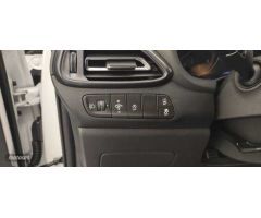 Hyundai i30 1.0 TGDI N Line 30A 120 de 2024 con 17.639 Km por 19.900 EUR. en Barcelona