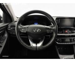 Hyundai i30 1.5 DPI Klass SLX 110 de 2024 con 9.381 Km por 18.200 EUR. en Barcelona