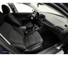 Hyundai i30 1.5 DPI Klass SLX 110 de 2024 con 9.381 Km por 18.200 EUR. en Barcelona