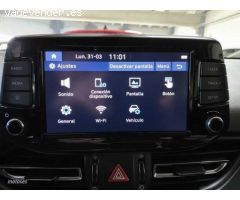 Hyundai i30 1.5 DPI Klass SLX 110 de 2024 con 9.381 Km por 18.200 EUR. en Barcelona