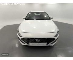 Hyundai i30 1.5 DPI Klass SLX 110 de 2024 con 10.929 Km por 18.200 EUR. en Barcelona