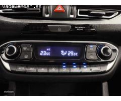 Hyundai i30 1.5 DPI Klass SLX 110 de 2024 con 10.929 Km por 18.200 EUR. en Barcelona