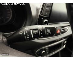 Hyundai i30 1.5 DPI Klass SLX 110 de 2024 con 10.929 Km por 18.200 EUR. en Barcelona