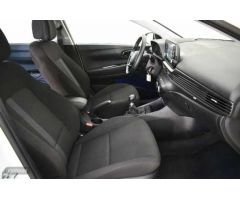 Hyundai i20 1.2 MPI Klass de 2024 con 5.944 Km por 19.150 EUR. en Baleares