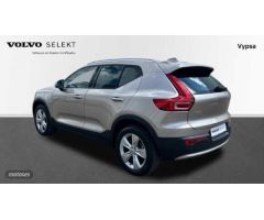 Volvo XC40 2.0 B3 CORE AUTO 163 5P de 2024 con 21.027 Km por 33.500 EUR. en Malaga
