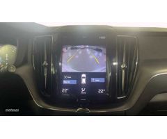 Volvo XC 60 2.0 B4 D MOMENTUM AUTO 4WD 197 5P de 2020 con 50.384 Km por 36.900 EUR. en Madrid