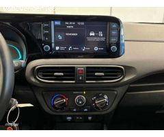 Hyundai i10 1.0 MPI Klass de 2023 con 12.000 Km por 13.900 EUR. en Valencia