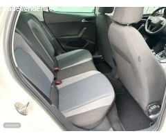 Seat Arona 1.0 TSI 115CV STYLE de 2019 con 101.000 Km por 15.700 EUR. en Guipuzcoa