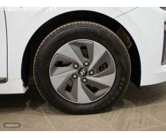 Hyundai Ioniq 1.6 GDI Klass de 2019 con 56.000 Km por 17.990 EUR. en Cadiz