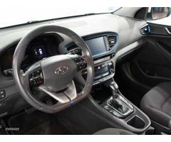 Hyundai Ioniq 1.6 GDI Klass de 2019 con 56.000 Km por 17.990 EUR. en Cadiz