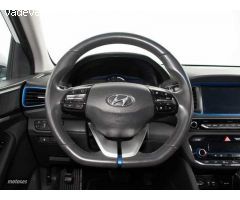 Hyundai Ioniq 1.6 GDI Klass de 2019 con 56.000 Km por 17.990 EUR. en Cadiz
