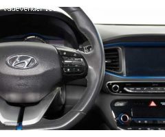 Hyundai Ioniq 1.6 GDI Klass de 2019 con 56.000 Km por 17.990 EUR. en Cadiz
