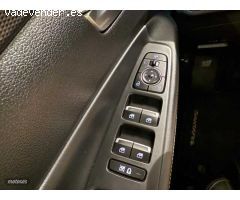 Hyundai Santa Fe Santa Fe Tm 2.2CRDi Style DS 4x4 Aut. de 2021 con 65.000 Km por 30.900 EUR. en Barc