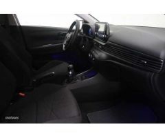 Hyundai Bayon 1.2 MPI Maxx de 2023 con 4.191 Km por 16.500 EUR. en Girona