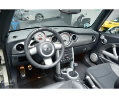 Mini Cabrio Cooper S de 2007 con 207.000 Km por 7.700 EUR. en Madrid