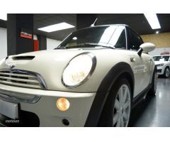 Mini Cabrio Cooper S de 2007 con 207.000 Km por 7.700 EUR. en Madrid