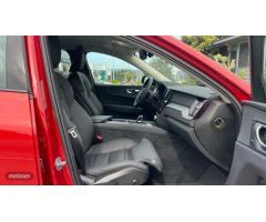 Volvo XC 60 2.0 B4 D PLUS DARK AUTO 5P de 2024 con 11.974 Km por 44.900 EUR. en Vizcaya