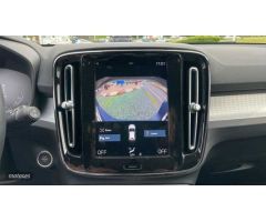 Volvo XC40 1.5 T4 PHEV RECHARGE CORE DCT 5P de 2023 con 10.648 Km por 34.900 EUR. en Vizcaya