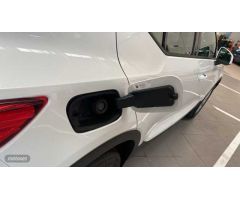 Volvo XC40 Core, B3 Mild Hybrid, Gasolina de 2024 con 30.400 Km por 32.650 EUR. en Navarra