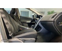 Volvo XC 60 2.0 D3 KINETIC AUTO 150 CV de 2016 con 288.700 Km por 13.500 EUR. en A Coruna