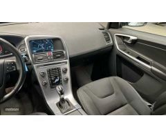 Volvo XC 60 2.0 D3 KINETIC AUTO 150 CV de 2016 con 288.700 Km por 13.500 EUR. en A Coruna