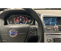 Volvo XC 60 2.0 D3 KINETIC AUTO 150 CV de 2016 con 288.700 Km por 13.500 EUR. en A Coruna