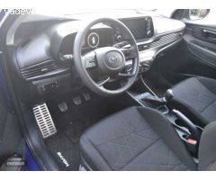 Hyundai Bayon 1.0 TGDI 48V Maxx de 2023 con 10 Km por 20.250 EUR. en Segovia