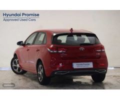Hyundai i30 1.0 TGDI Klass LR 48V 120 de 2024 con 13.538 Km por 21.990 EUR. en Pontevedra