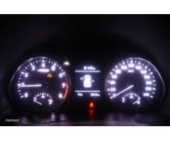 Hyundai i30 1.5 DPI Klass SLX 110 de 2024 con 6.557 Km por 20.990 EUR. en Pontevedra