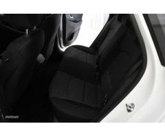 Hyundai i30 1.5 DPI Klass SLX 110 de 2024 con 9.731 Km por 20.990 EUR. en Pontevedra