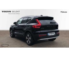 Volvo XC40 XC40 Core, B3, Gasolina de 2023 con 54.092 Km por 30.995 EUR. en Valladolid
