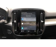 Volvo XC40 XC40 Core, B3, Gasolina de 2023 con 54.092 Km por 30.995 EUR. en Valladolid