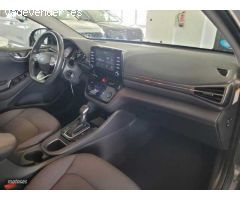 Hyundai Ioniq 1.6 GDI Klass de 2021 con 66.800 Km por 19.500 EUR. en Madrid