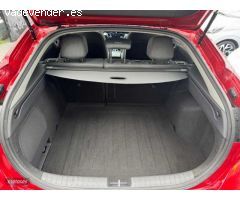 Hyundai Ioniq 1.6 GDI Tecno de 2022 con 28.000 Km por 24.900 EUR. en Madrid