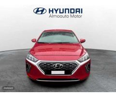 Hyundai Ioniq 1.6 GDI Tecno de 2022 con 28.000 Km por 24.900 EUR. en Madrid