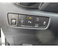 Hyundai Kona 1.6 GDI DT Style Sky de 2022 con 39.000 Km por 23.990 EUR. en Madrid