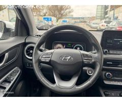 Hyundai Kona 1.6 GDI DT Style Sky de 2022 con 39.000 Km por 23.990 EUR. en Madrid