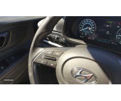Hyundai Bayon 1.2 MPI Maxx de 2023 con 26.500 Km por 15.800 EUR. en Madrid
