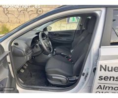 Hyundai Bayon 1.0 TGDI 48V Tecno de 2024 con 20.000 Km por 22.290 EUR. en Madrid